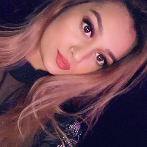 Meet your Posher, Aliza